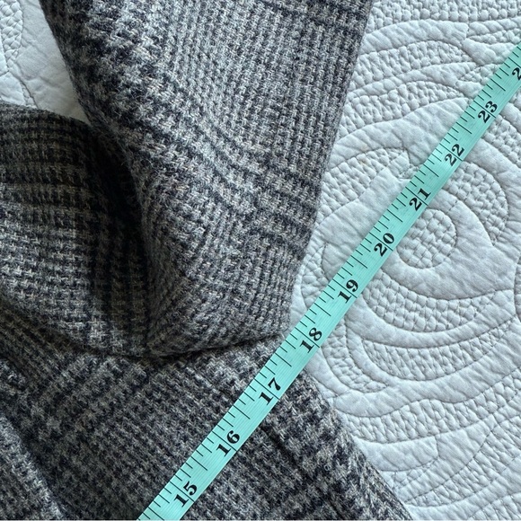 J. Crew - Willa Blazer in Houndstooth Wool - Gray Multi - Picture 9 of 14